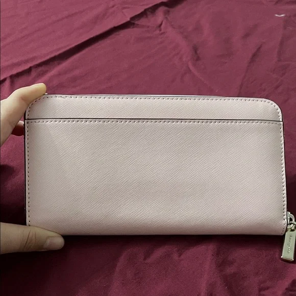 NWTs Kate Spade Soft Pink Large Zip Wallet - Picture 4 of 16